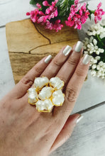 Load image into Gallery viewer, Yenikapa Mother Of Pearls Ring freeshipping - CASA ROZEN