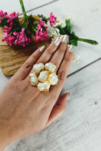 Load image into Gallery viewer, Yenikapa Mother Of Pearls Ring freeshipping - CASA ROZEN