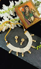 Load image into Gallery viewer, Doinana Kundan Studded White Beaded Choker Jewellery Set freeshipping - CASA ROZEN