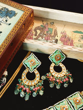 Load image into Gallery viewer, Shasaha Lac Art Work Semi Precious Stones and Kundan Set freeshipping - CASA ROZEN