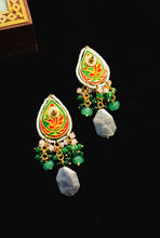 Load image into Gallery viewer, Muglaniya Lac Art Work Semi Precious Stones and Kundan Set freeshipping - CASA ROZEN