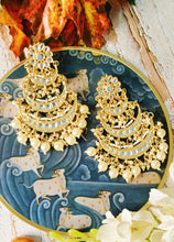 Load image into Gallery viewer, Miransa Crystal Kundan Earrings freeshipping - CASA ROZEN