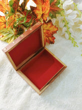 Load image into Gallery viewer, Berha 4*5 Gift Box freeshipping - CASA ROZEN