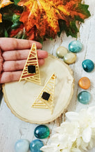 Load image into Gallery viewer, Melisan Black Tumble Stone Earrings freeshipping - CASA ROZEN