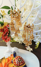 Load image into Gallery viewer, Mahirao Kundan Panch Tokri Earrings freeshipping - CASA ROZEN
