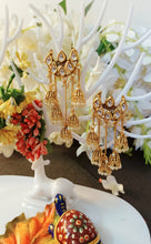 Load image into Gallery viewer, Mahirao Kundan Panch Tokri Earrings freeshipping - CASA ROZEN