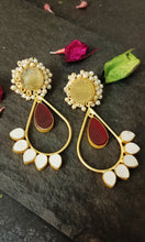 Load image into Gallery viewer, Tosska Maroon Tumble Mother Of Pearl Earrings freeshipping - CASA ROZEN