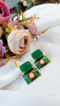 Load image into Gallery viewer, Meroa Green Stone Meenakari Art Earrings freeshipping - CASA ROZEN