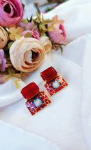 Load image into Gallery viewer, Meroa Maroon Stone Meenakari Art Earrings freeshipping - CASA ROZEN