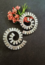 Load image into Gallery viewer, Kwassa Silver Statement Earrings freeshipping - CASA ROZEN