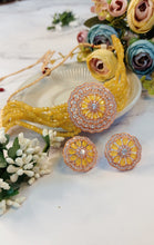 Load image into Gallery viewer, Roseatte AD Gold Yellow Baati Stone Rose Gold Base Choker Set