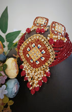 Load image into Gallery viewer, Vihaar Hand Painted Maroon Baati Stones Choker Set
