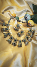 Load image into Gallery viewer, Uraan Kale Green Statement German Silver Set