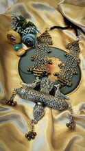 Load image into Gallery viewer, Tovassa Statement German Silver Neckpiece