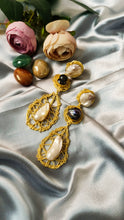 Load image into Gallery viewer, Disoka Web Baroque Pearl Earrings