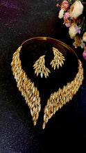 Load image into Gallery viewer, Isa-Bella Golden Glaze Stones Statement Neckpiece Set