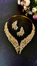 Load image into Gallery viewer, Isa-Bella Golden Glaze Stones Statement Neckpiece Set