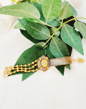 Load image into Gallery viewer, Taca Kundan Meenakari Work 18k Gold Plating Bracelet freeshipping - CASA ROZEN
