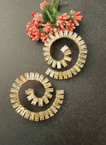 Kwassa Golden Statement Earrings freeshipping - CASA ROZEN