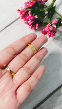 Load image into Gallery viewer, Kairoz Gunmetal Grey Stone Ring freeshipping - CASA ROZEN
