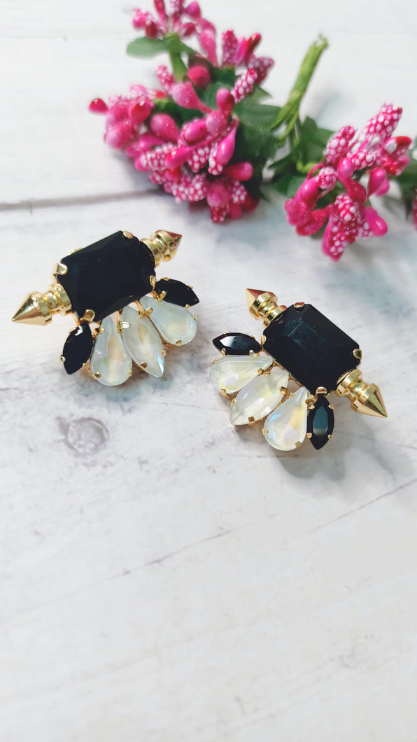 Vanissa Mystic White Stud Earrings freeshipping - CASA ROZEN