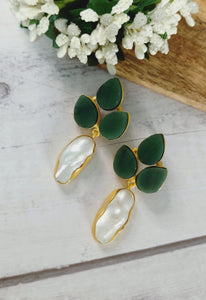 Calinar Natural Green Druzy Stone with Mother of Pearls freeshipping - CASA ROZEN