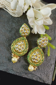 Vanara Kundan Polki Meenakari 22 Carat Gold Plated Choker Jewellery Set freeshipping - CASA ROZEN