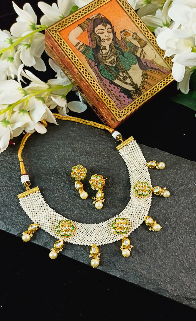 Doinana Kundan Studded White Beaded Choker Jewellery Set freeshipping - CASA ROZEN