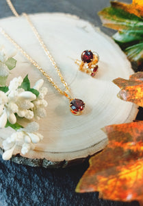 Verissca Ecstatic Red American Diamond Pendant Set freeshipping - CASA ROZEN