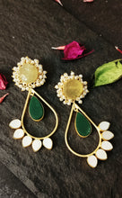 Load image into Gallery viewer, Tosska Green Stone Mother of Pearl Earrings freeshipping - CASA ROZEN
