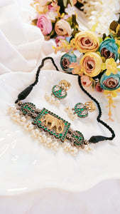 Gajananta Green Stone Choker Set freeshipping - CASA ROZEN
