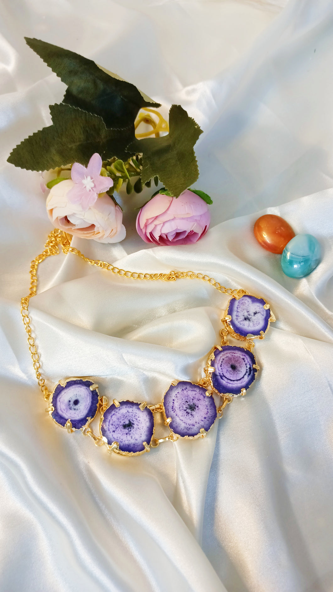 Maara Cera Violet Solar Quartz Choker Neckpiece