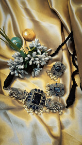 Hazeera Bacil Blue German Silver Choker Set