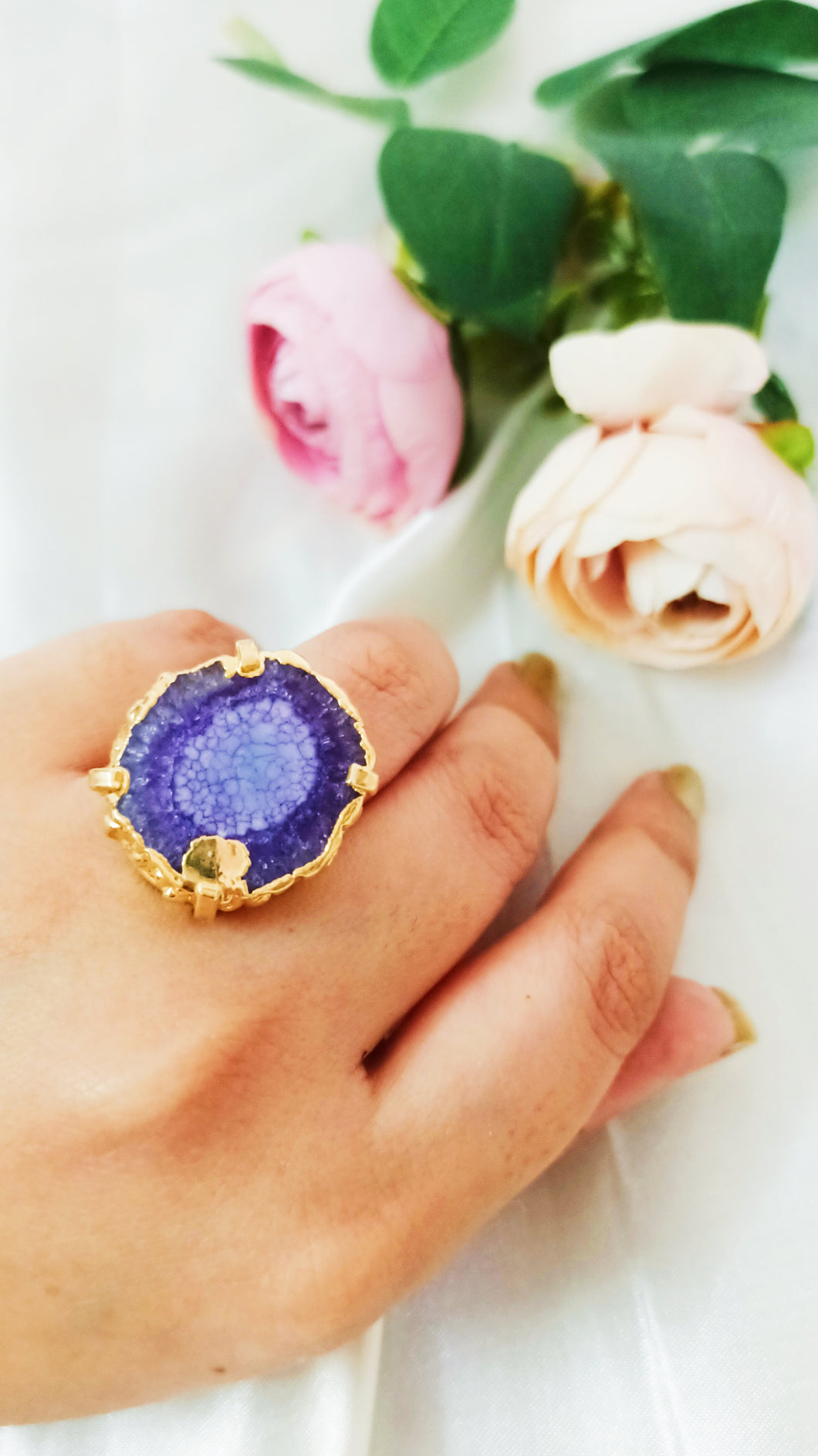 Vaze Muave Purple Solar Quartz Ring