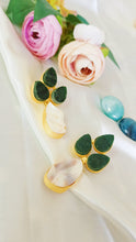 Load image into Gallery viewer, Calinar Natural Green Druzy Stone with Mother of Pearls
